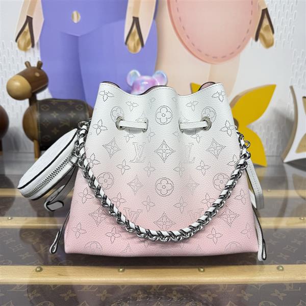 2026124164742505 210